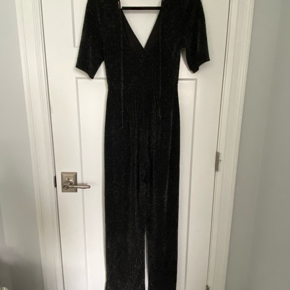 Altar’d State Romper and Belt - Picture 4 of 5